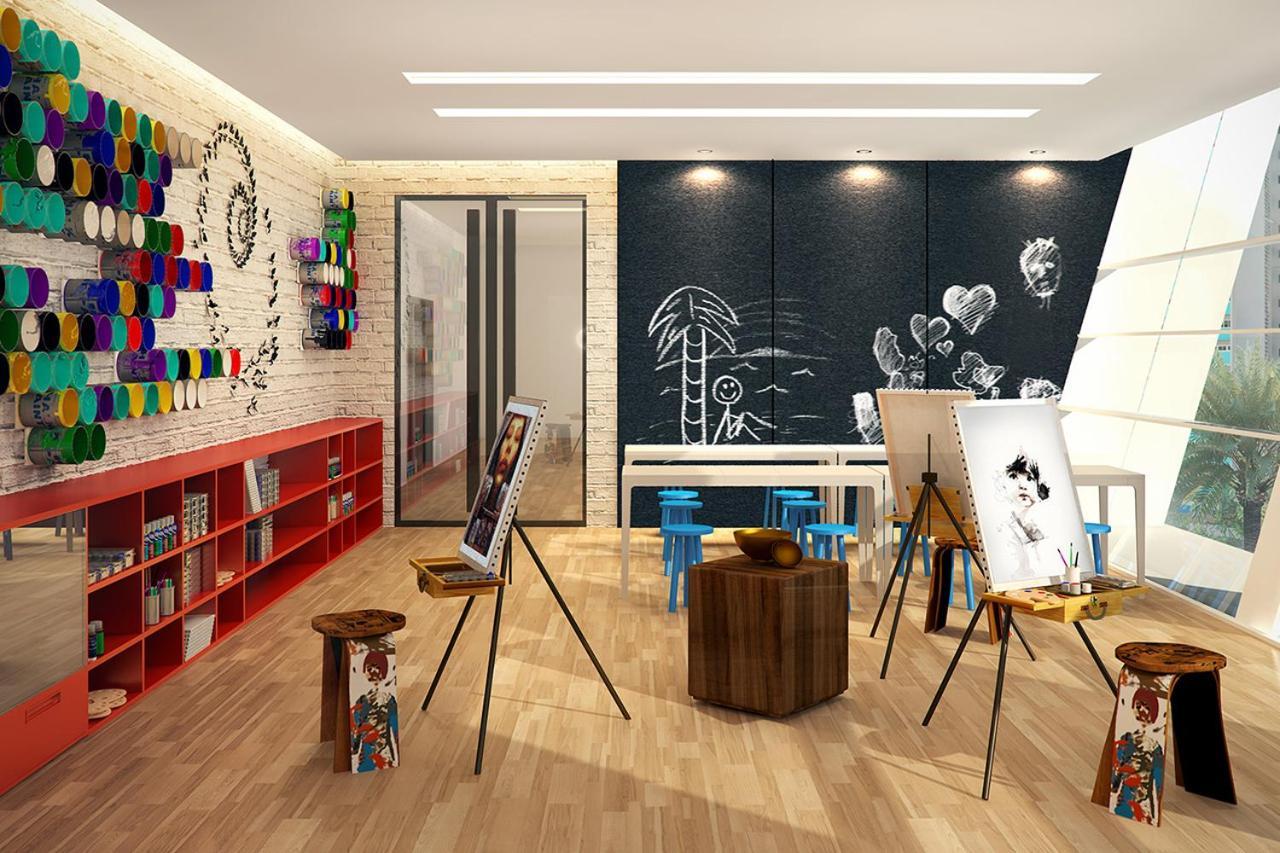 The Residences At Commonwealth By Century Properties Кесон-Сіті Екстер'єр фото