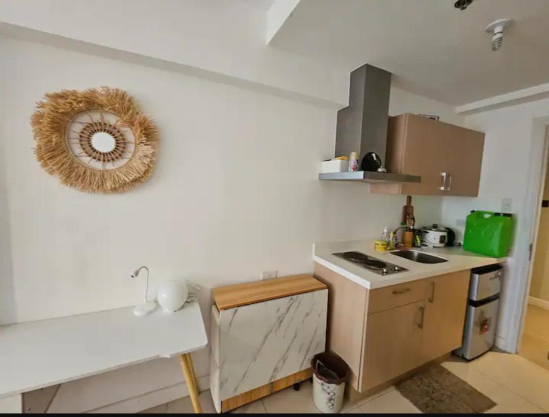 The Residences At Commonwealth By Century Properties Кесон-Сіті Екстер'єр фото